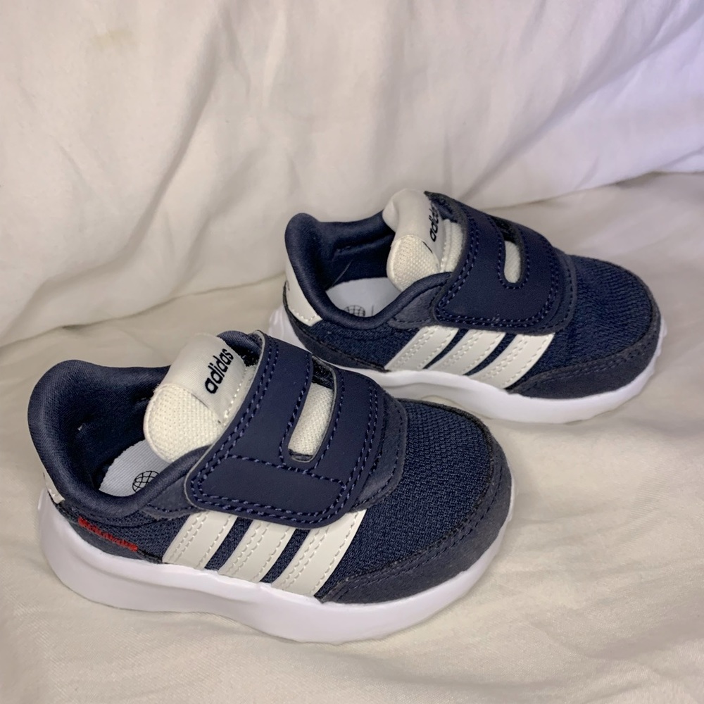 Adidas Run AC Baby sneakers